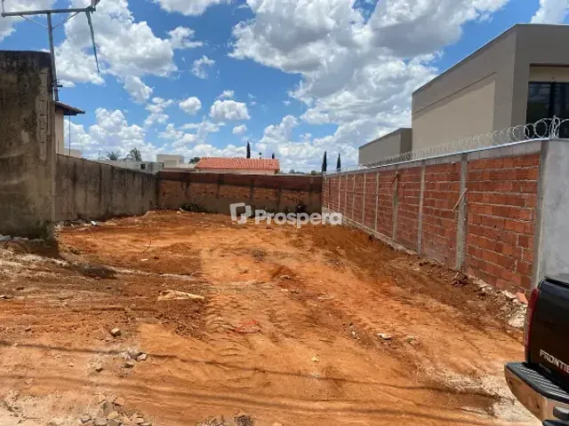 Terreno com 420m², à venda, no bairro Anápolis City em Anápolis