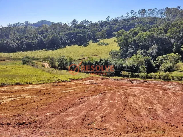 Terreno com 1000m², à venda, no bairro Fazenda do Banco em Guararema