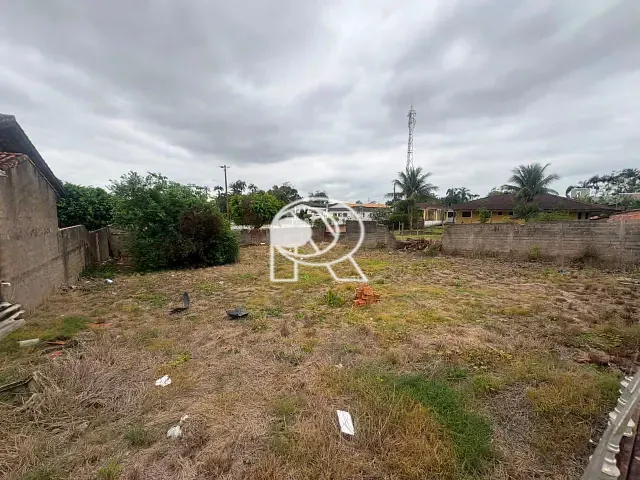 Terreno com 242m², à venda, no bairro Jardim das palmeiras em Registro