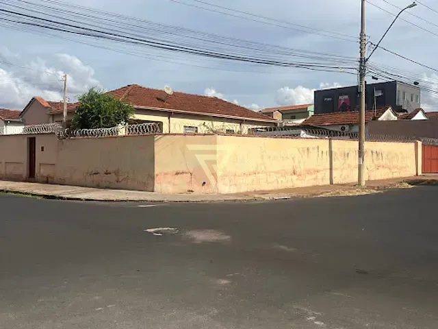 Terreno com 420m², à venda, no bairro Vila Tibério em Ribeirão Preto
