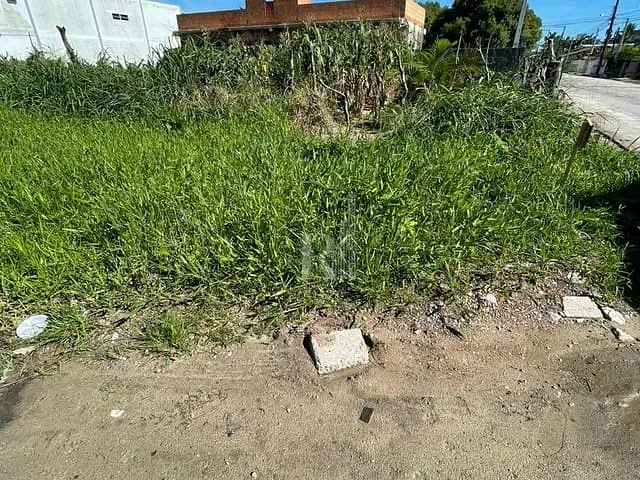 Terreno com 297m², à venda, no bairro Centro em Tijucas