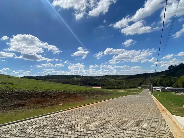 Terreno com 1245m², à venda, no bairro São Pedro em Juiz de Fora