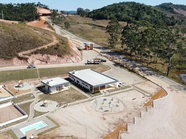 Terreno com 470m², à venda, no bairro Grama em Juiz de Fora