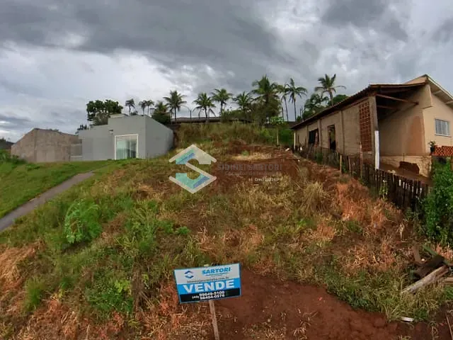 Terreno com 264m², à venda, no bairro Residencial Riviera em Jacarezinho