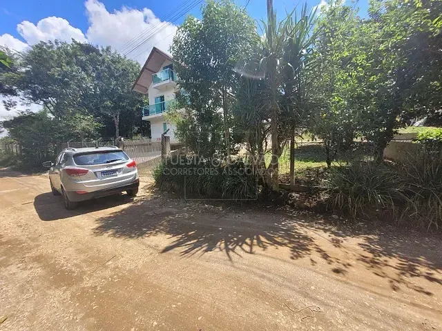 Terreno com 300m², à venda, no bairro São Gabriel em Colombo