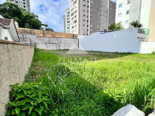 Terreno com 814m², para alugar, no bairro Jardim Blumenau em Blumenau