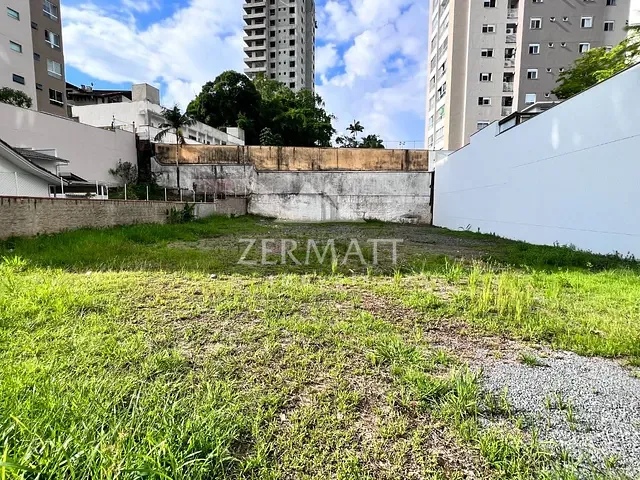 Terreno com 814m², para alugar, no bairro Jardim Blumenau em Blumenau