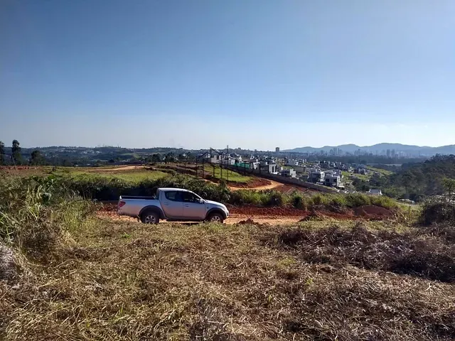 Terreno com 250m², à venda, no bairro Cézar de Souza em Mogi das Cruzes