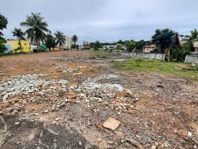 Terreno com 9692m², à venda, no bairro Glória em Macaé