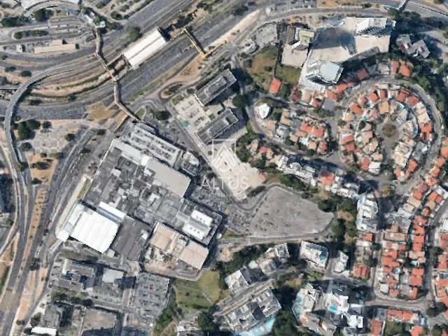 Terreno com 690m², à venda, no bairro Caminho das Árvores em Salvador
