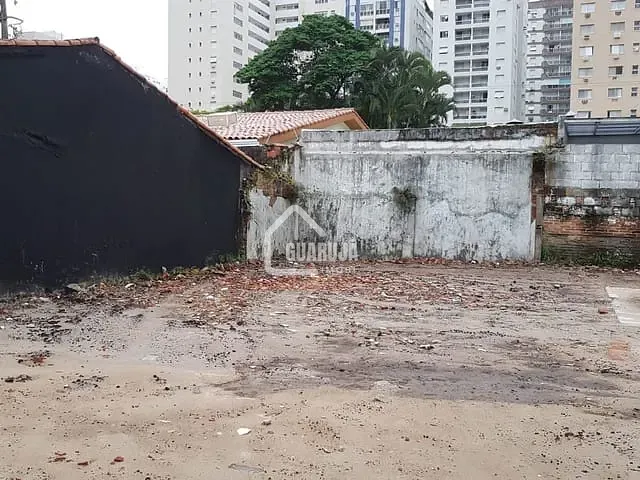 Terreno com 654m², para alugar, no bairro Pitangueiras em Guarujá