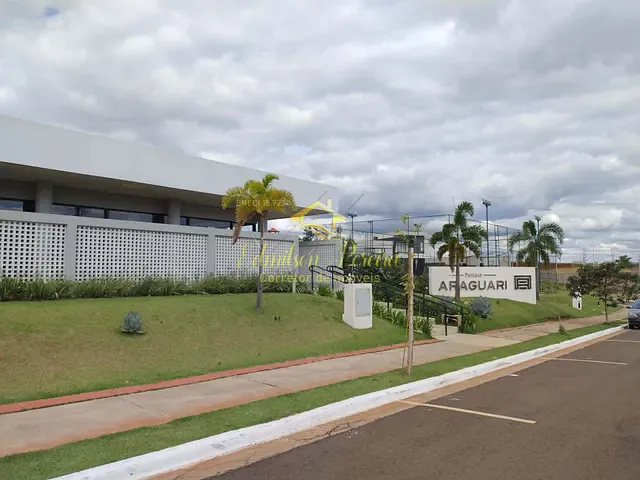 Terreno com 256m², à venda, no bairro Gleba Simon Frazer em Londrina