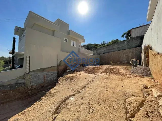 Terreno com 250m², à venda, no bairro Bosque em Vinhedo