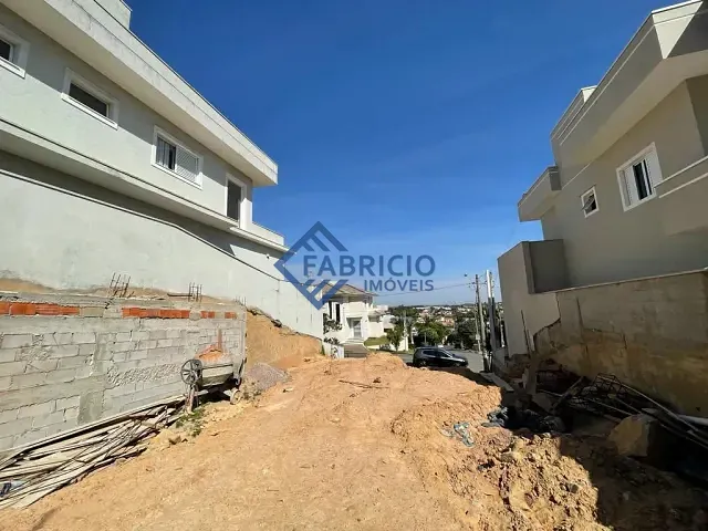 Terreno com 250m², à venda, no bairro Bosque em Vinhedo