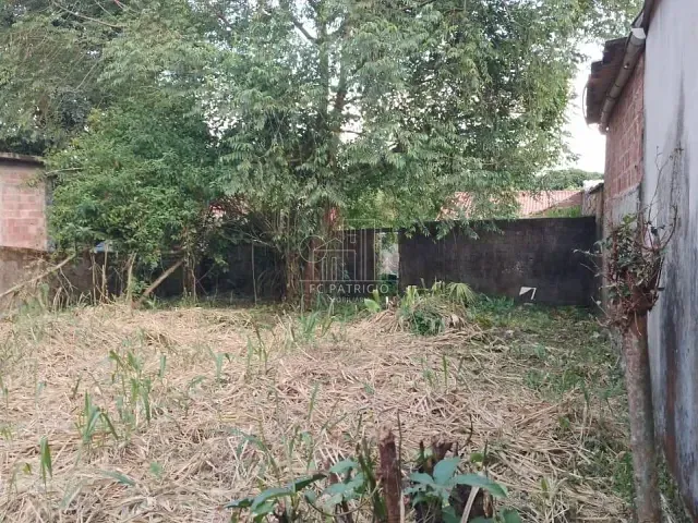 Terreno com 495m², à venda, no bairro Centro em Guapimirim