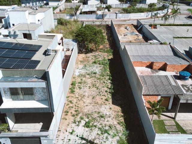 Terreno com 300m², à venda, no bairro Morada de Laranjeiras em Serra