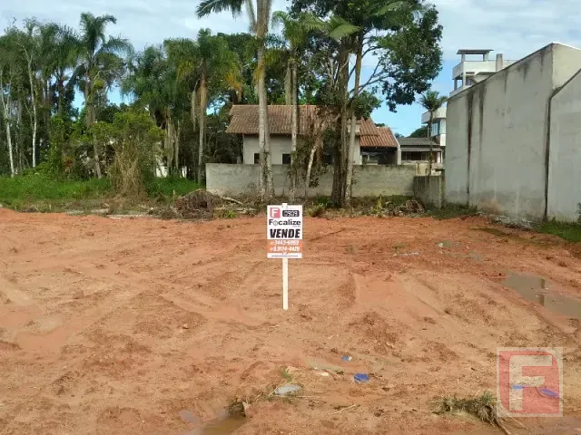 Terreno com 360m², à venda, no bairro CAMBIJU em Itapoá