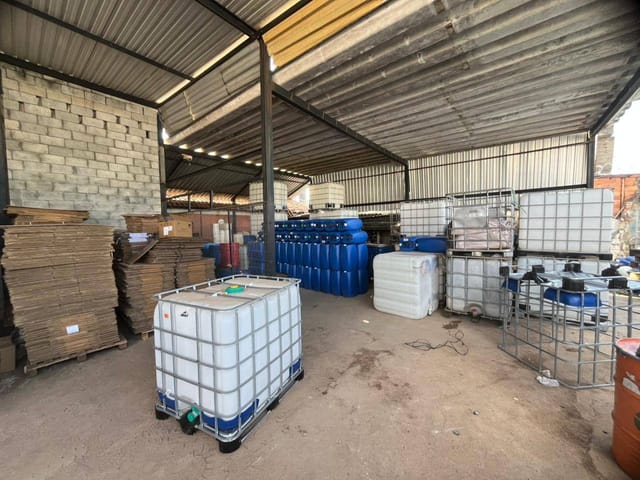 Terreno com 744m², à venda, no bairro Cidade Jardim em Goiânia