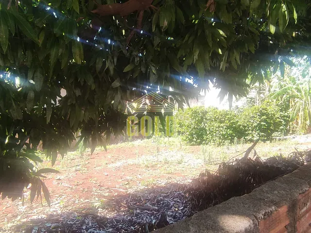 Terreno com 317m², à venda, no bairro Conjunto Vivi Xavier em Londrina