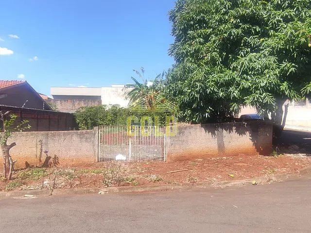 Terreno com 317m², à venda, no bairro Conjunto Vivi Xavier em Londrina