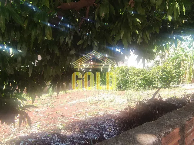 Terreno com 317m², à venda, no bairro Conjunto Vivi Xavier em Londrina