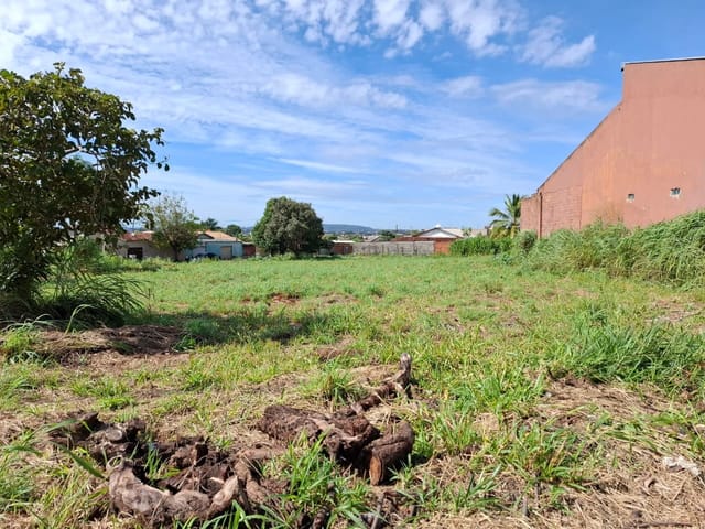 Terreno com 653m², à venda, no bairro Jardim Helvécia em Aparecida de Goiânia