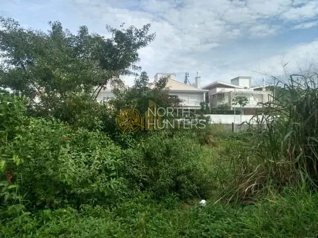 Terreno com 600m², à venda, no bairro Jurerê Internacional em Florianópolis