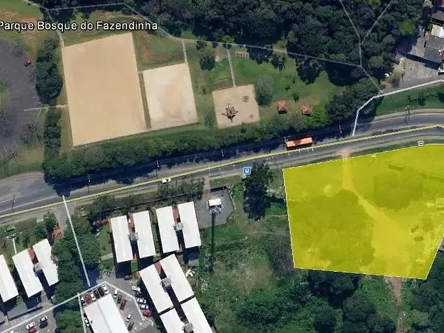 Terreno à venda, no bairro Portão em Curitiba