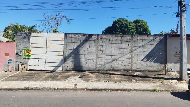 Terreno com 406m², à venda, no bairro Cidade Satélite São Luiz em Aparecida de Goiânia
