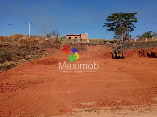 Terreno com 1000m², à venda, no bairro Residencial Recanto Itapirinha em Itapira