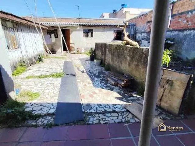 Terreno com 330m², à venda, no bairro Sítio Cercado em Curitiba
