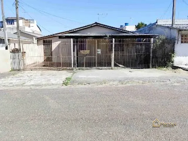 Terreno com 330m², à venda, no bairro Sítio Cercado em Curitiba