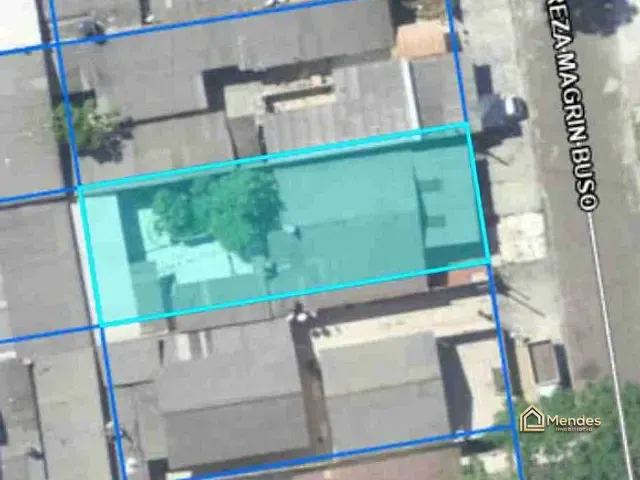 Terreno com 330m², à venda, no bairro Sítio Cercado em Curitiba