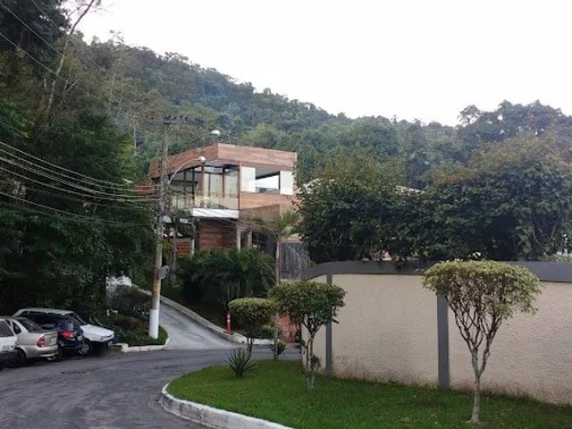 Terreno com 303m², à venda, no bairro Taquara em Rio de Janeiro