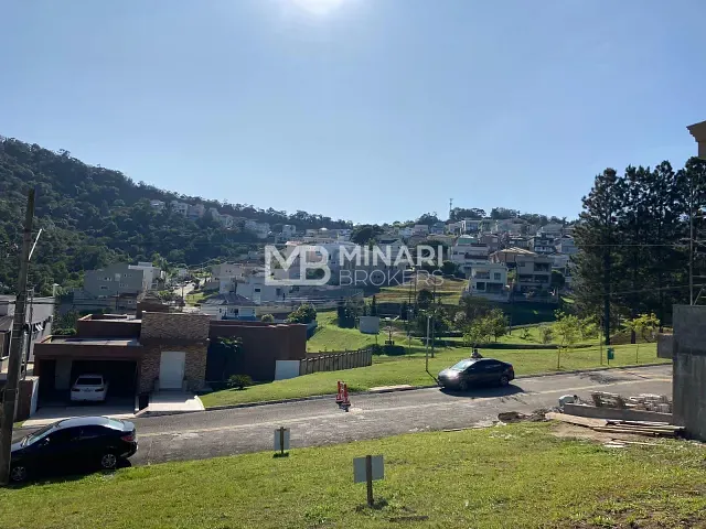 Terreno com 849m², à venda, no bairro Alphaville em Santana de Parnaíba