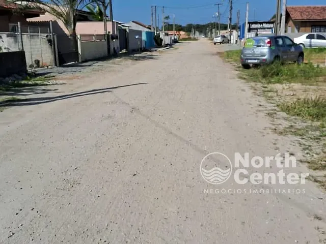 Terreno com 275m², à venda, no bairro Pinheiros em Balneário Barra do Sul