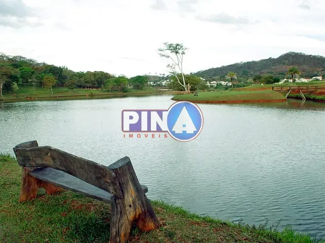 Terreno com 1830m², à venda, no bairro Residencial Aldeia do Vale em Goiânia