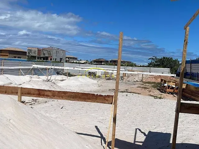 Terreno com 630m², à venda, no bairro Praia do Forte em Praia do Forte