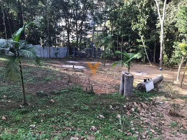 Terreno com 1000m², à venda, no bairro Granja Viana em Cotia