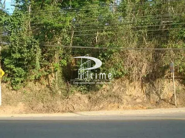 Terreno com 900m², à venda, no bairro Engenho do Mato em Niterói