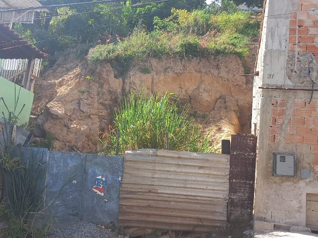 Terreno com 180m², à venda, no bairro Tupi B em Belo Horizonte