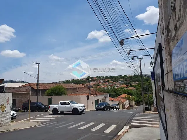 Terreno com 216m², à venda, no bairro Centro em Jacarezinho