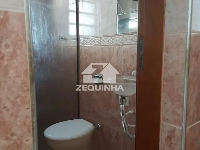 Prédio com 500m², à venda, no bairro Vila Yara em Osasco