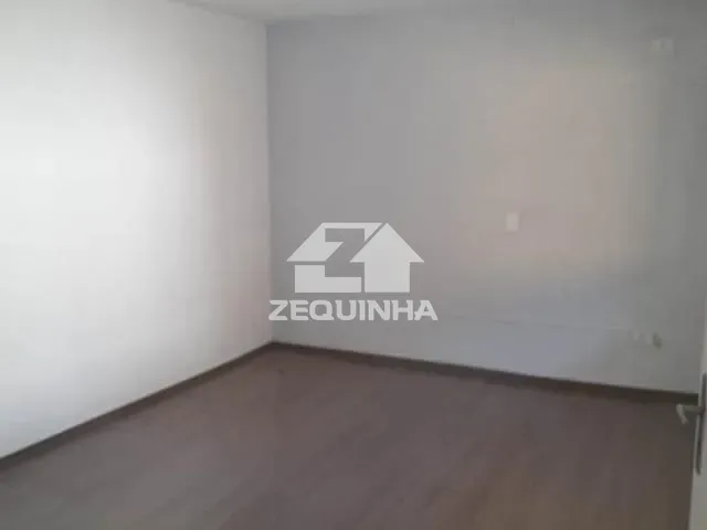 Prédio com 500m², à venda, no bairro Vila Yara em Osasco