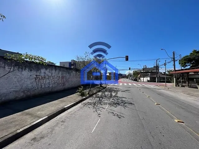 Terreno com 950m², à venda, no bairro Centro em Caraguatatuba