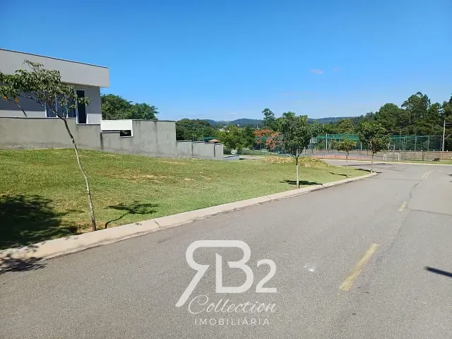 Terreno com 620m², à venda, no bairro Santa Candida em Vinhedo
