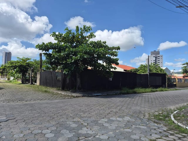 Terreno com 260m², à venda, no bairro Centro em Penha