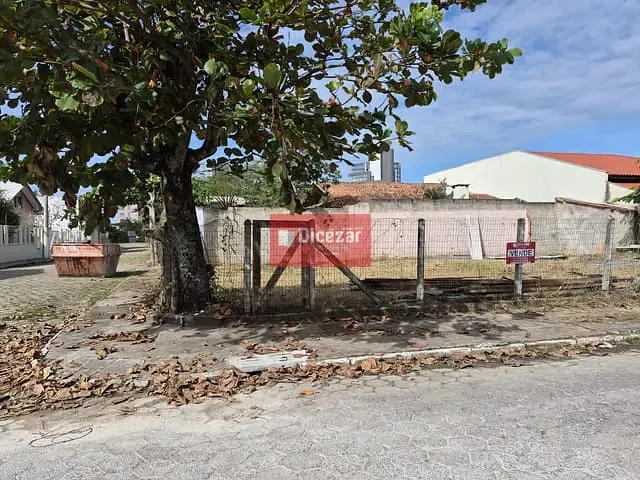 Terreno com 260m², à venda, no bairro Centro em Penha