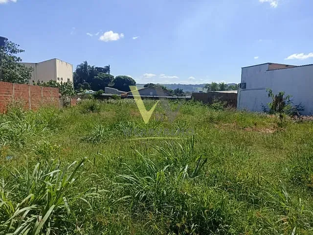 Terreno com 800m², à venda, no bairro Vila Jaiara em Anápolis