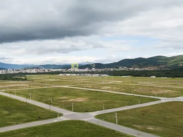 Terreno com 8020m², à venda, no bairro Sertão do Maruim em São José
